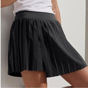 Varley Kalmia Pleated Skirt Skort, Black, Size Medium